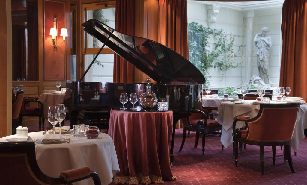 Ritz Paris Hotel Restoran gambar